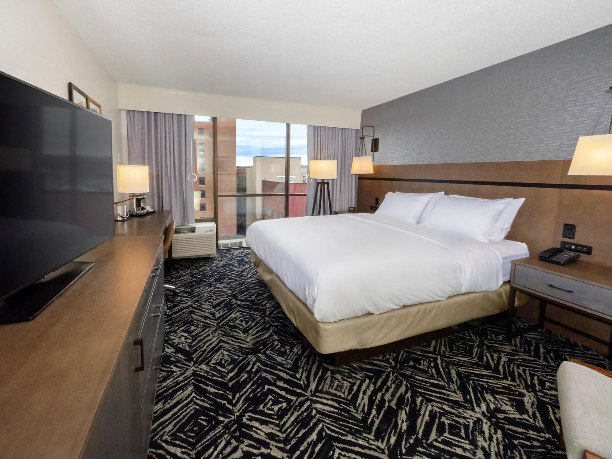 Hotel Doubletree By Hilton Jamestown, Ny 4*
